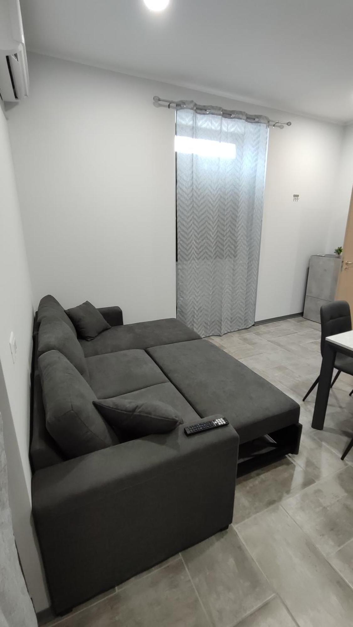 Ai Piedi Dell'Etna Apartment Belpasso Exterior photo